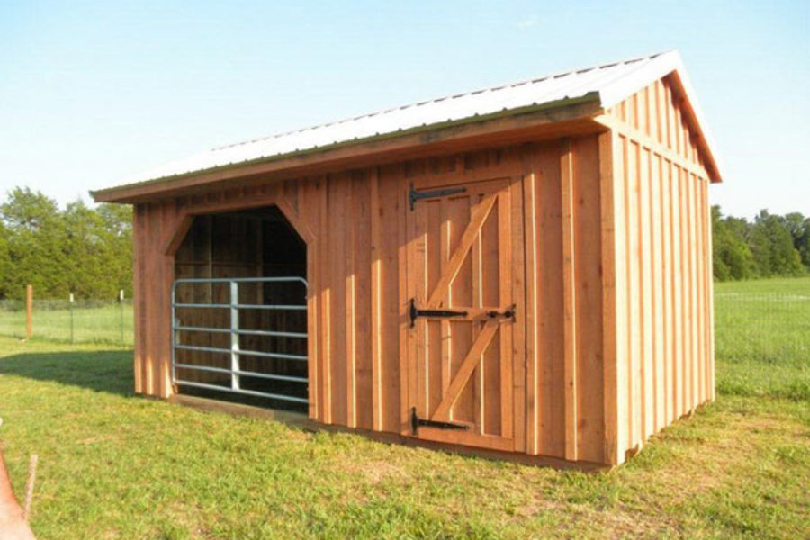 Run In with Tack Room